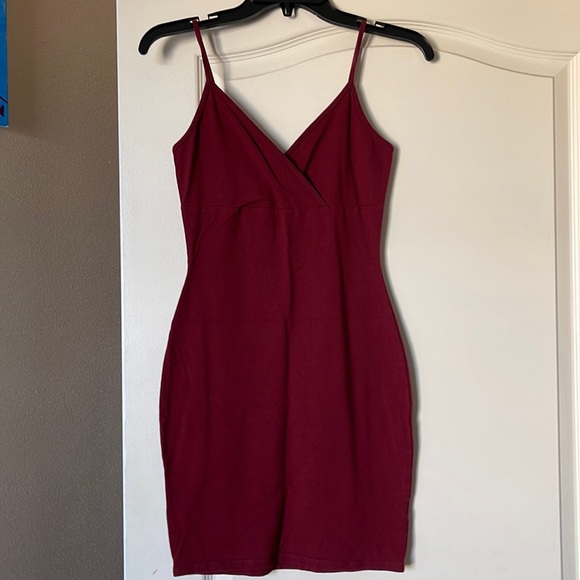 burgundy slip on dress, V neck - Picture 1 of 1